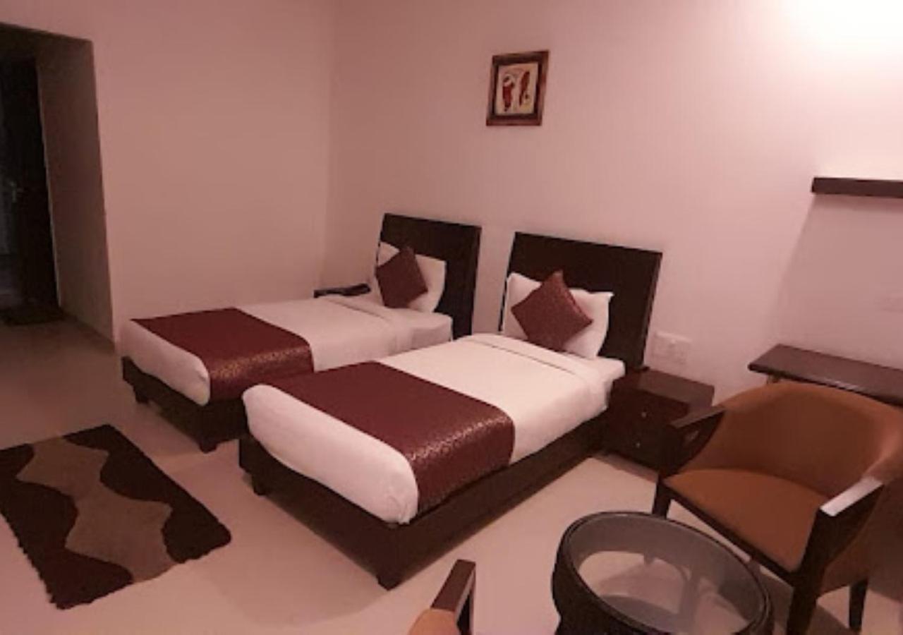 Hotel Zion Inn Варанасі Екстер'єр фото