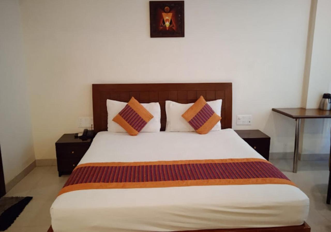 Hotel Zion Inn Варанасі Екстер'єр фото